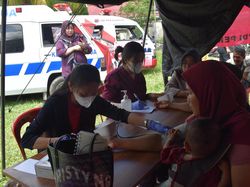 Kemdiktisaintek Kirim 2.500 Dokter-Nakes Bantu Bencana Sumatera, Terapkan Sistem Ini