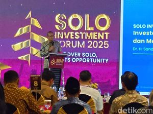 Sandiaga Sebut Gampang Tarik Investor ke Solo: Pak Jokowi di Sini