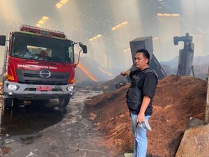 Pabrik Wood Pellet di Sayung Terbakar, 500 Ton Bahan Baku Ludes