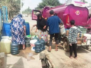 Gubernur Sulsel Pasok 3 Truk Air Bersih untuk Korban Bencana di Aceh Tamiang