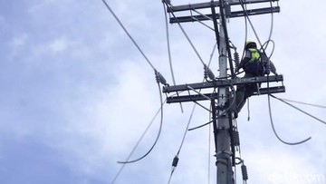 Elektrifikasi 100% Menuju Indonesia Terang Lahir dan Batin