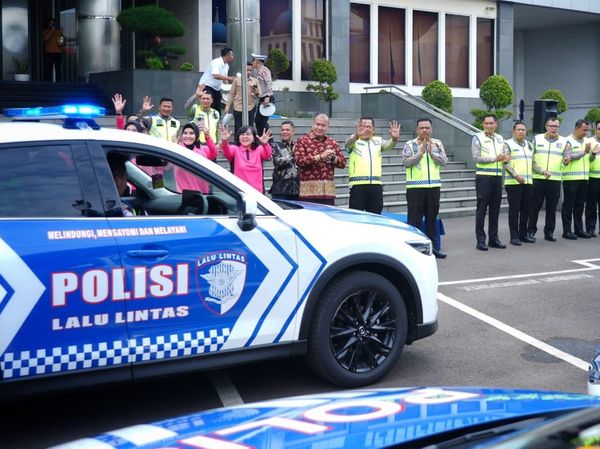 Momen Kakorlantas Lepas Bantuan Kemanusiaan untuk Aceh-Sumatera