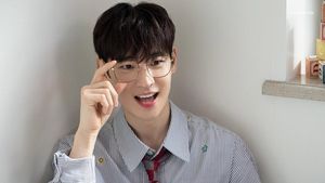 Visual Kelewat Imut, Lee Je Hoon Bikin Netizen Gemas, Tak Disangka Ahjussi