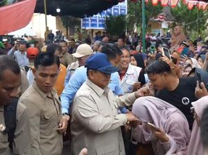 Prabowo Minta Pengungsi di Aceh Bersabar: Presiden Tak Punya Tongkat Nabi Musa