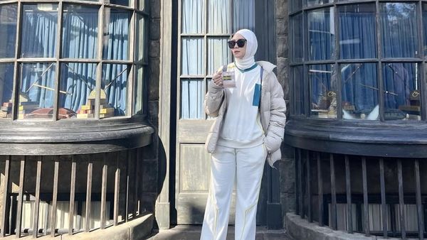 Serunya Zaskia Adya Mecca Kulineran di Bandung sampai Jepang