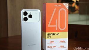 Unboxing Tecno Spark 40, HP Rp 1 Jutaan Mirip iPhone 17 Pro Max