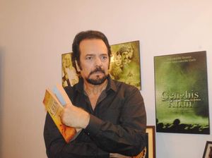 Akbar Khan Ingin Kolaborasi dengan Christine Hakim-Reza Rahadian