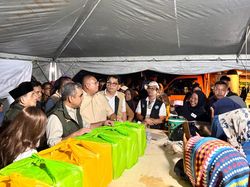 Video: Ketua MPR Bagikan 15 Ribu Paket Bantuan ke Aceh, Sumut dan Sumbar