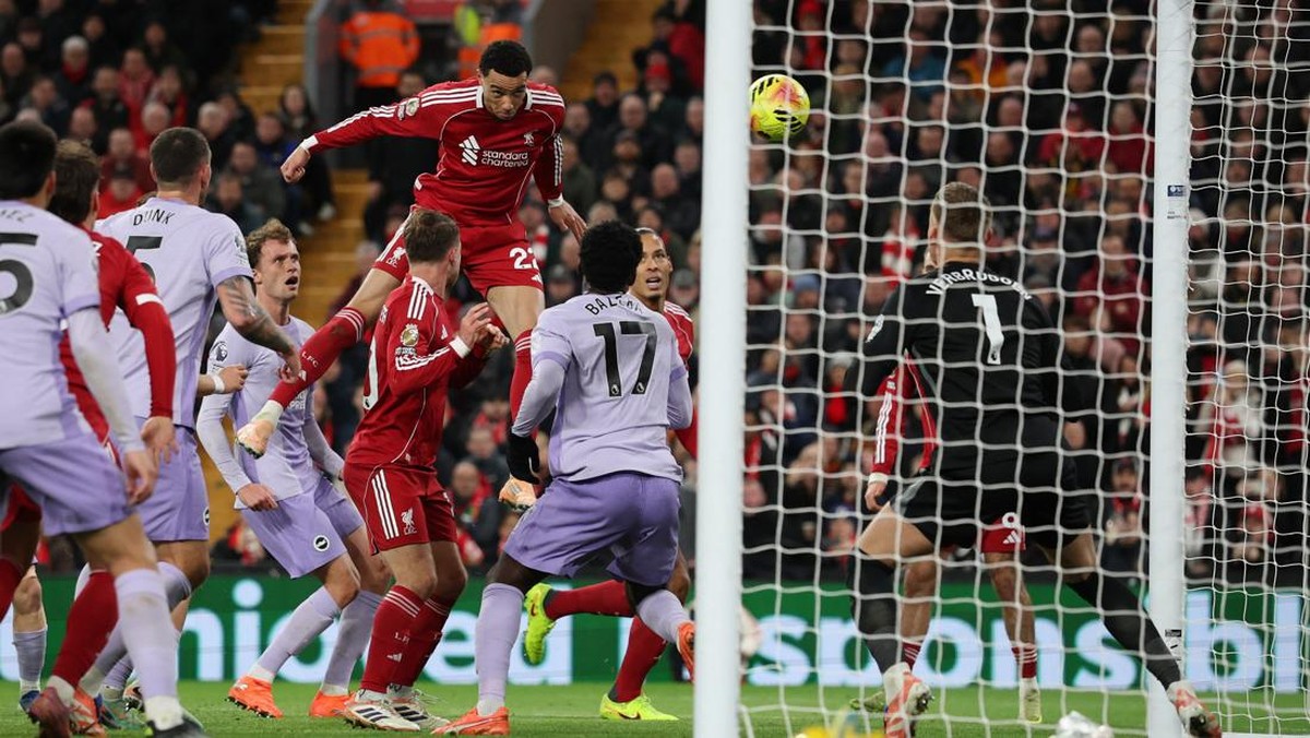 Liverpool menang 2-0 atas Brighton & Hove Albion berkat dua gol Hugo Ekitike (Foto: REUTERS/Phil Noble)