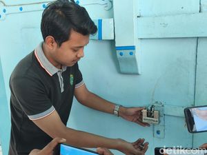 Penjelasan Pihak PB XIV Purbaya Soal Penggantian Gembok Pintu Keraton Solo
