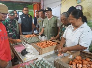 Satgas Pangan Temukan Minyakita-Telur Ayam Naik Jelang Nataru di Jombang
