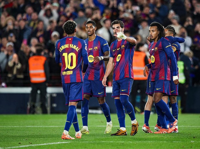 Lamine Yamal of FC Barcelona celebrates with his teammates during the La Liga EA Sports 2025/26 match between FC Barcelona and CA Osasuna at Spotify Camp Nou Stadium in Barcelona, Spain, on December 13, 2025. (Photo by Gongora/NurPhoto via Getty Images)
