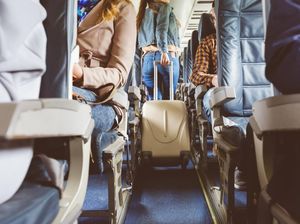 Pramugari Peringatkan Traveler: Jangan Jadi Kutu Lorong di Pesawat