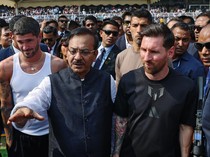 Video Saat Kepala Menteri di India Paksa Messi Lari ke Sana-Kemari