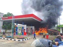 Mobil Terbakar Saat Isi BBM di SPBU Bungo, Pemilik Alami Luka Bakar