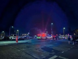 Australia Kibarkan Bendera Setengah Tiang Usai Penembakan di Pantai Bondi