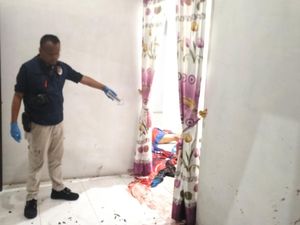 Pasutri Lansia Ditemukan Tewas di Rumahnya Diduga Korban Perampokan