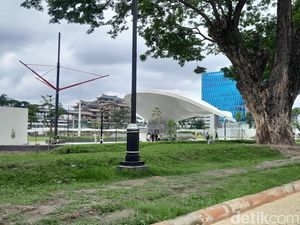 Warga Medan Ngeluh Susah Cari Toilet di Lapangan Merdeka Usai Revitalisasi