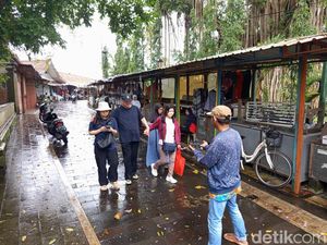 Candi Mendut Dipugar, Pedagang Menjerit Omzetnya Anjlok