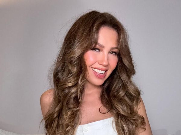 9 Potret Thalia Rosalinda Tak Menua Bak Vampir, Ini Rahasia Awet Mudanya