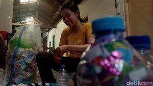 Kampung Tempe di Surabaya Bangkit Lewat Daur Ulang Sampah Plastik