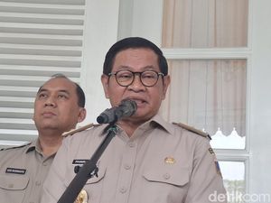 Pramono: Kerugian Pedagang Pasar Induk Kramat Jati Ditanggung Asuransi