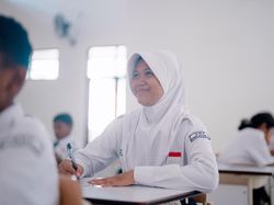 Anisa Rasakan Jembatan Toleransi Lintas Agama di Sekolah Rakyat Kupang