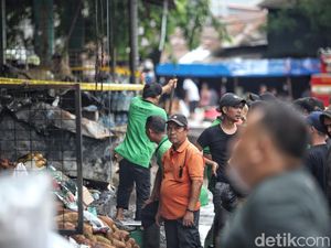 5 Fakta Ratusan Kios di Pasar Induk Kramat Jati Dilalap Si Jago Merah