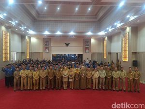 Gubernur Banten Lantik 4.631 Pegawai Honorer Jadi PPPK Paruh Waktu