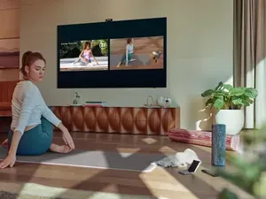TV & Audio Samsung Bisa Ubah Ruang Keluarga Jadi Studio Fitness!