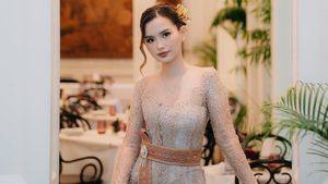 Pesona Sarah Menzel, Calon Mantu Ashanty-KD Bergelar Sarjana Ekonomi-Seni