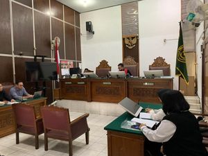 KPK Serahkan Berkas Jawab Gugatan Praperadilan MAKI yang Minta Bobby Diperiksa