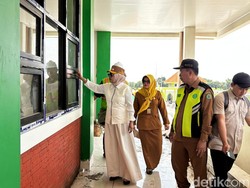 Sidak SMPN 2 Prambon, Wabup Mimik Geram Temukan Proyek Bermasalah