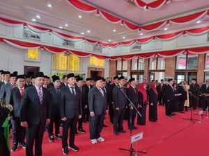 Gelombang Mutasi Besar-besaran 79 Pejabat Pemkot Surabaya di Akhir Tahun