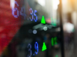 IHSG Turun Tipis, INDO dan BULL Siapkan Arah Bisnis Baru