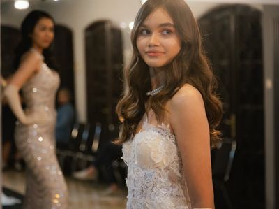 Potret Chloe Anak Melaney Ricardo Ikut Sekolah Model, Curi Atensi