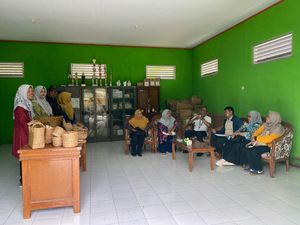 Peran Bank Sampah Induk dalam Peningkatan Bank Sampah di Demak