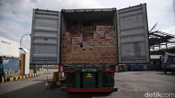 Bantuan Kemanusiaan Dilepas dari Tanjung Priok ke Sumatera