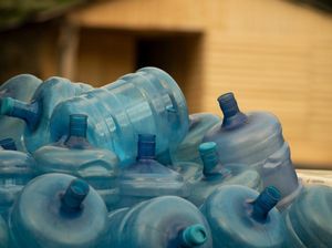 Investigasi KKI Ungkap Galon Lanjut Usia Masih Beredar Luas di Jabodetabek