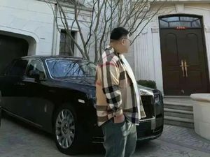 Investor Tajir Melintir Ini Viral, Pasang Iklan Cari Istri Online