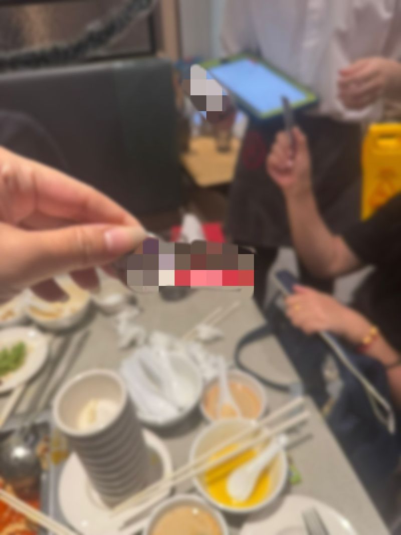 Pelayan Cuek hingga Ngejek, Keluarga Ini Kecewa Makan di Resto Hotpot