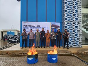 Hasil Sitaan Mei-November di Labuan Bajo, Rokok Ilegal Rp 707 Juta Dimusnahkan