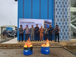 Hasil Sitaan Mei-November di Labuan Bajo, Rokok Ilegal Rp 707 Juta Dimusnahkan