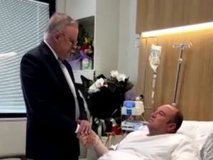 Video: PM Australia Jenguk Pahlawan Pantai Bondi, Ahmed Al Ahmed