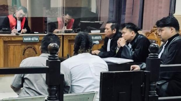 Pebasket asal Amerika Serikat (AS), Jarred Shaw (35), divonis hukuman penjara 2 tahun 2 bulan (26 bulan) atas kepemilikan produk ganja di Tangerang, Banten. Vonis terhadap pria yang pernah bermain untuk sejumlah tim basket di Indonesia Basketball League (IBL) tersebut dijatuhkan PN Tangerang, Banten, pada Selasa (9/12) lalu. (dok. istimewa)