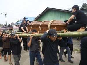 Potret Tekalang, Upacara Kematian Adat Dayak Kenyah