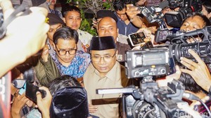 Video: Eks Menag Yaqut Irit Bicara Usai Diperiksa KPK 8,5 Jam