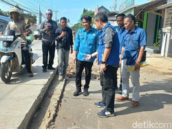 Pemkab Cirebon Perbaiki 417 Kilometer Jalan Sepanjang 2025