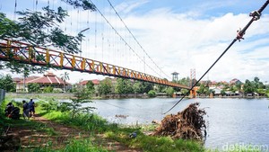 Jembatan Juara Depok Ditutup Sementara Gegara Cuaca Ekstrem