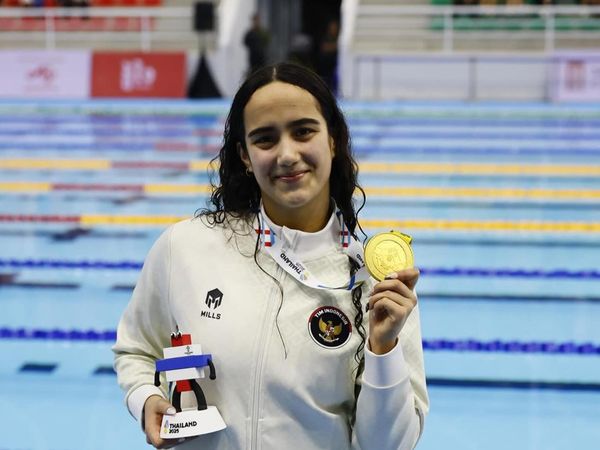 Potret Masnari Wolf, Ratu Gaya Punggung Indonesia Dapat Emas di SEA GAMES 2025